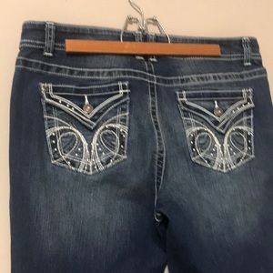 Apt 9 / Size 12  jeans / new / bootcut jeans